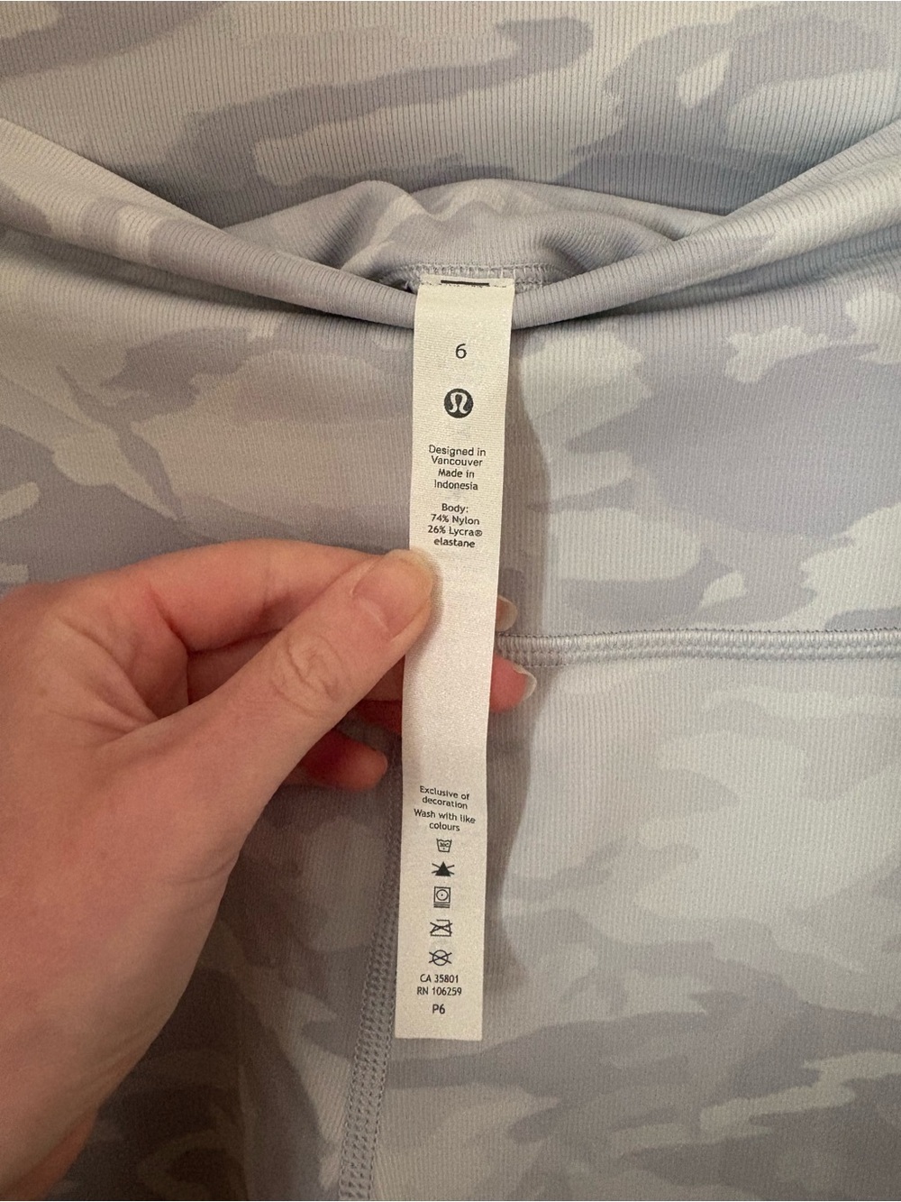 Lululemon Women’s Grey & White Camo High-Waist Leggings Sz 6 - Picture 3 of 5